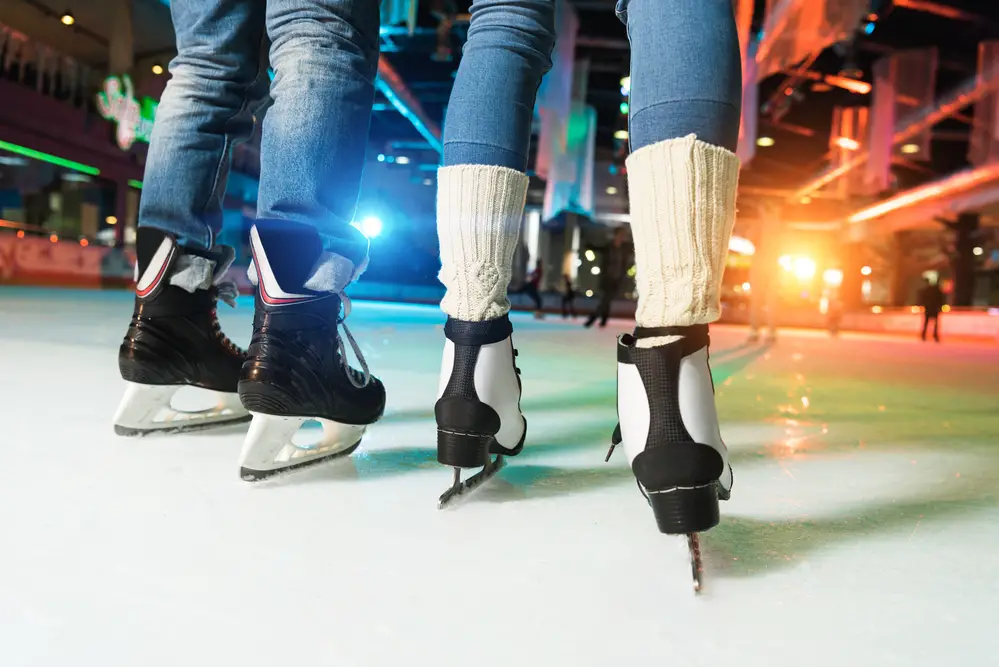 What To Wear For Ice Skating Lessons | Hello Roller Girl | Your Guide ...